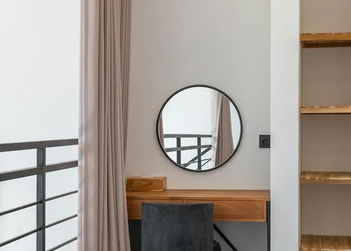 Jane's Lofts - Designer Lofts, 7 Mins From Bingin Villa Uluwatu (Bali)