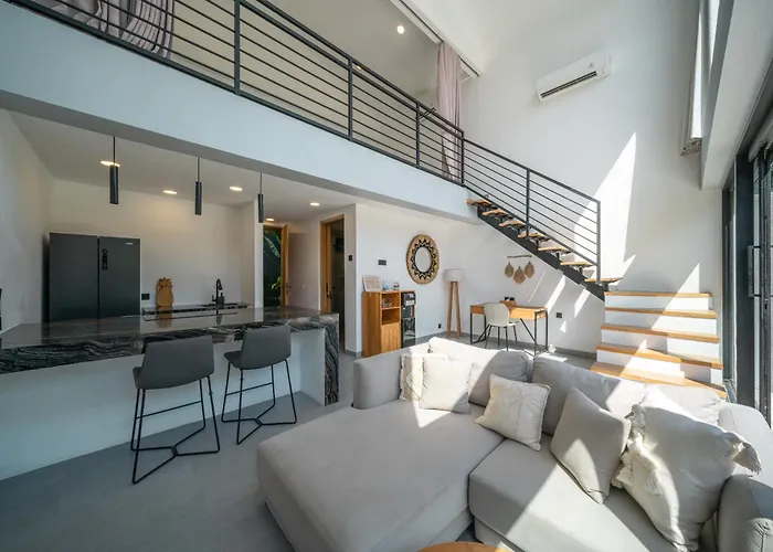 Villa Jane's Lofts - Designer Lofts, 7 Mins From Bingin Uluwatu (Bali)